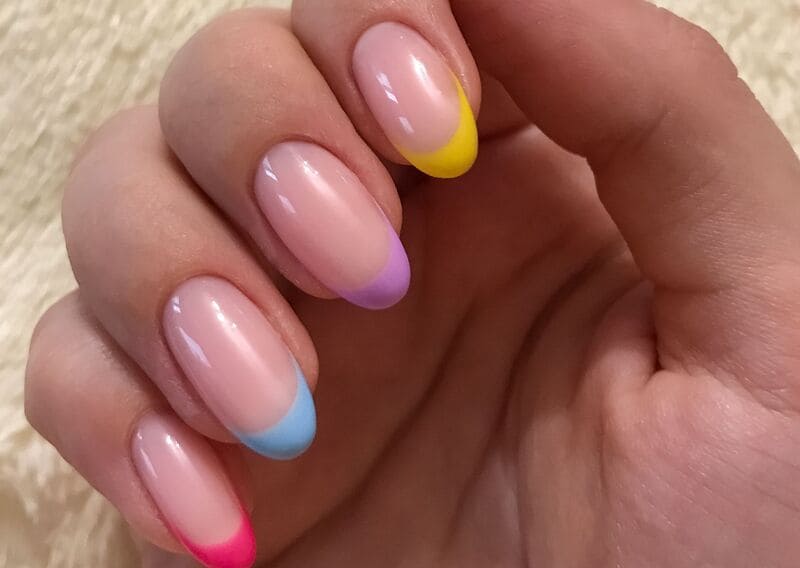 manicura semipermanente con nivelacion